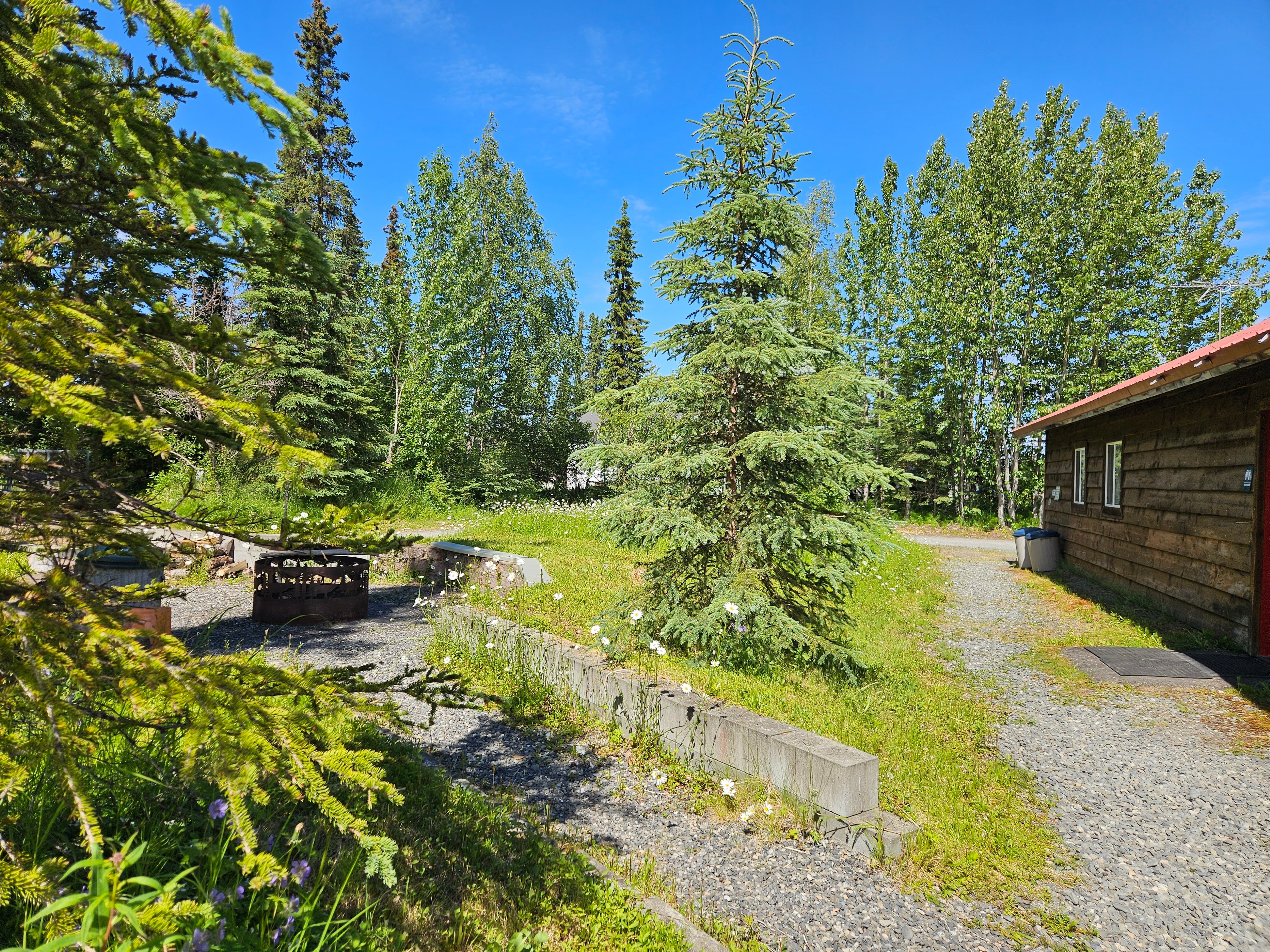 Campground lodge and amenities building